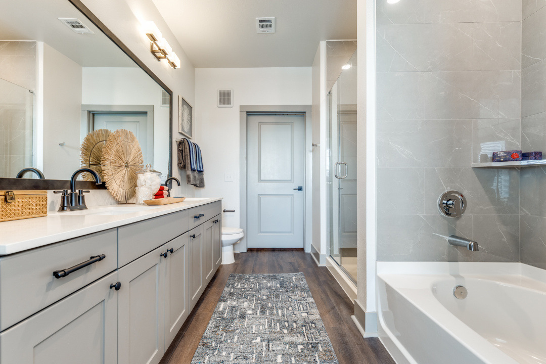 bathroom 4
