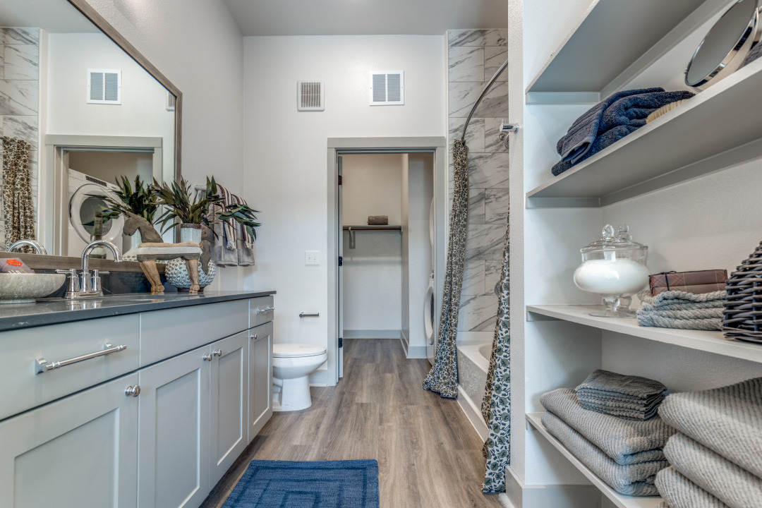 walk in closet